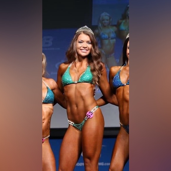 NPC IFBB PAGEANT COMPETITION BIKINI SMALL - Picture 14 of 15